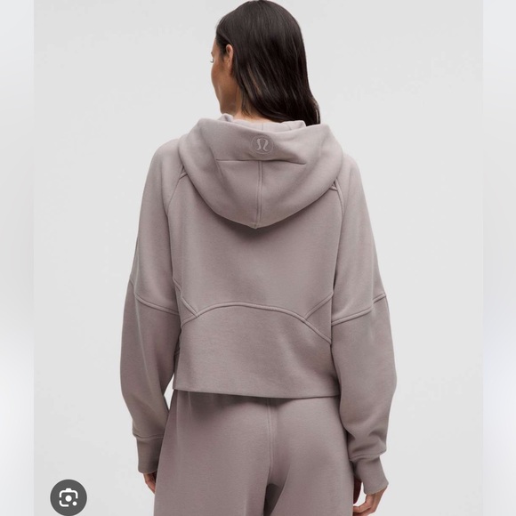 Lululemon Scuba Oversized Full-Zip Hoodie
Mauve Grey / Gold - Picture 2 of 5